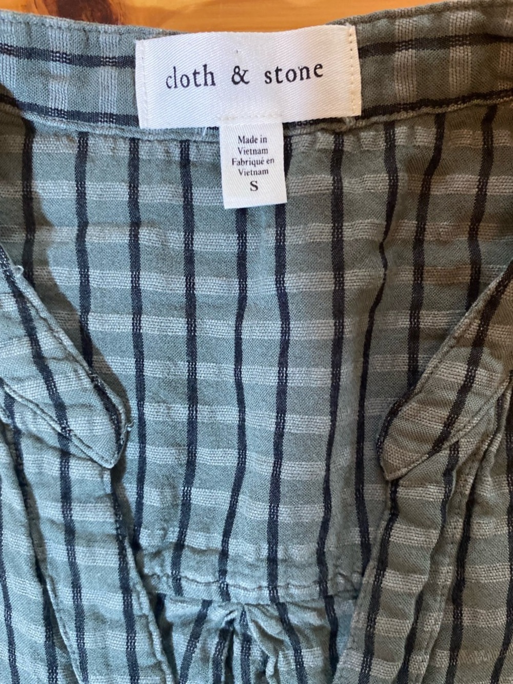 Cloth & Stone Puff-Sleeve Linen Blend Buttondown Gingham Top Dark Green Size S - Picture 9 of 11